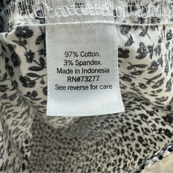 Croft & Barrow Floral Print Button Front Blouse Shirt Roll Tab Sleeve Plus Sz 1X - Picture 3 of 8